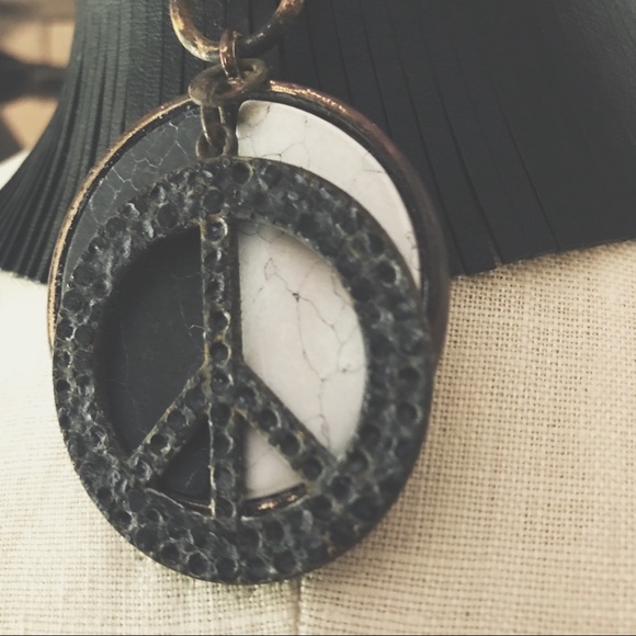 Peace Symbol Pendant Choker Necklace - Picture 6 of 12